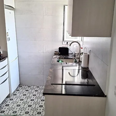 Apartamento ático Con Encanto, 50m De La Playa, Vista Al Mar, Wifi Fibra, Gran Terraza