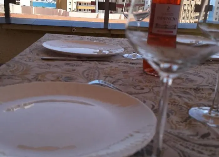 Atico Centrico, 50m De La Playa, Vista Al Mar Y Al Penon, Gran Terraza, Parking, Wifi Fibra Daire